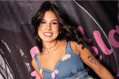 Ana Castela compra primeira casa em Orlando e ganha Bruna Marquezine como vizinha