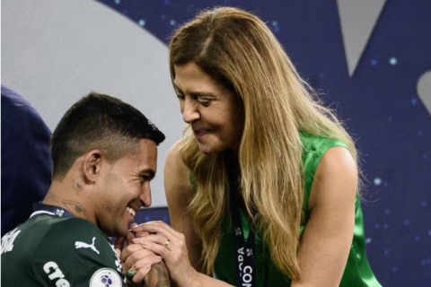 LEILA DIZ QUE CICLO DE DUDU CHEGOU AO FIM: "PELO PALMEIRAS, ESTÁ VENDIDO."